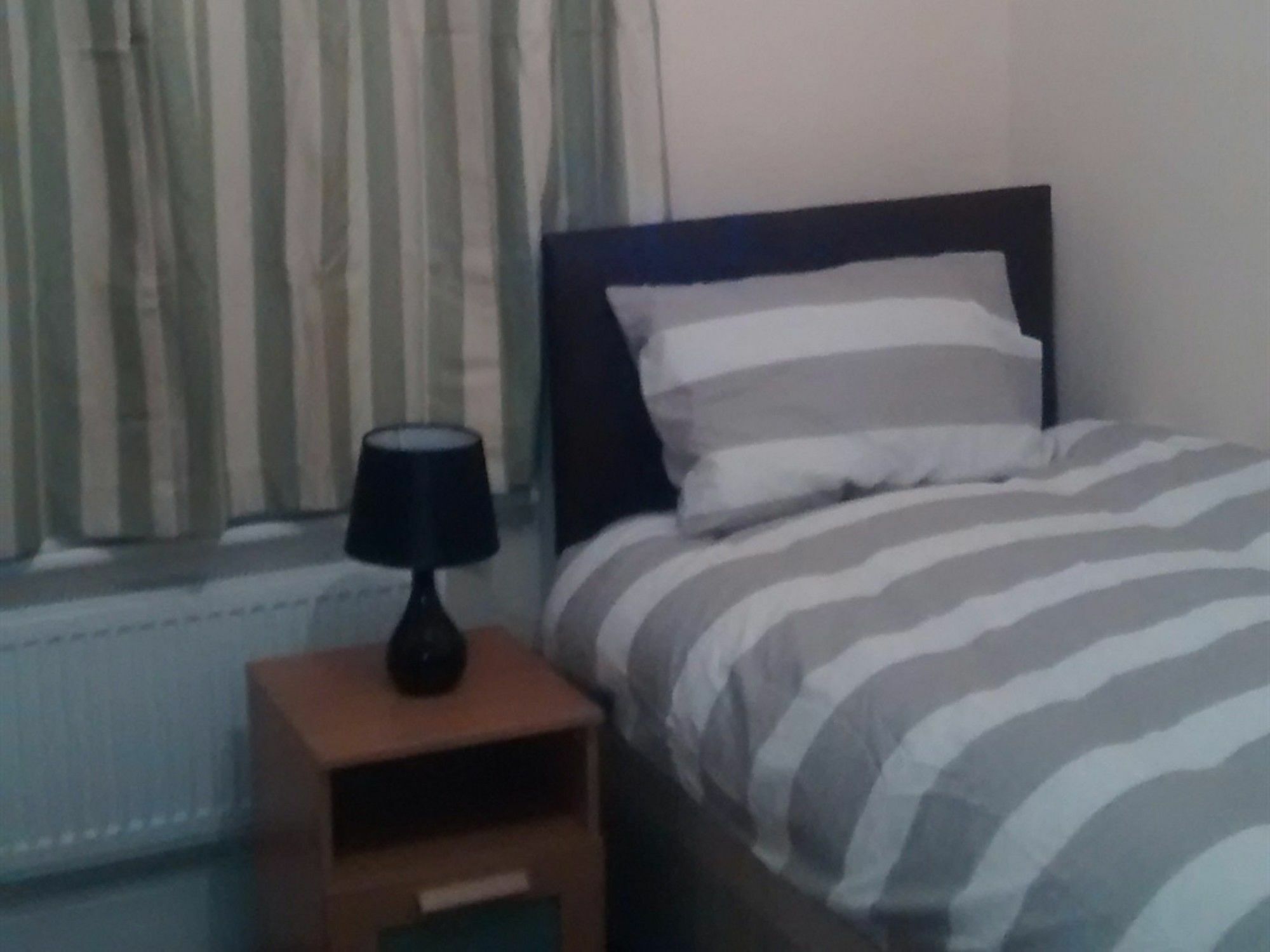 Acton Lodge Guest House London Luaran gambar